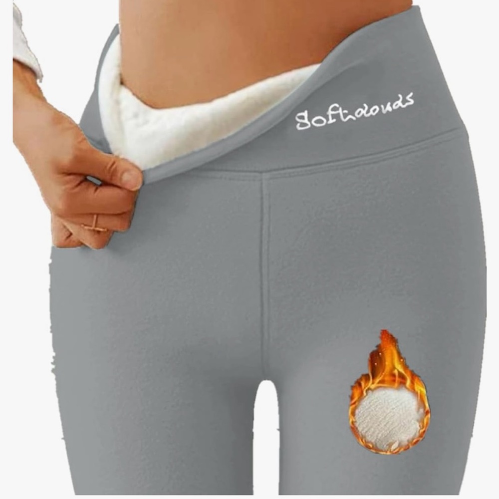 Soft clouds lined leggings
